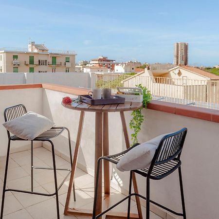Suite Attico In Centro - Parcheggio Gratuito Livorno Kültér fotó